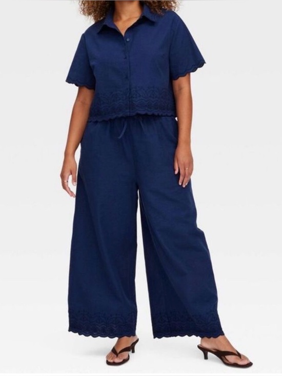 Roller Rabbit Tops - Roller Rabbit Navy Elastic Waist Wide Leg Pants and Scalloped Top